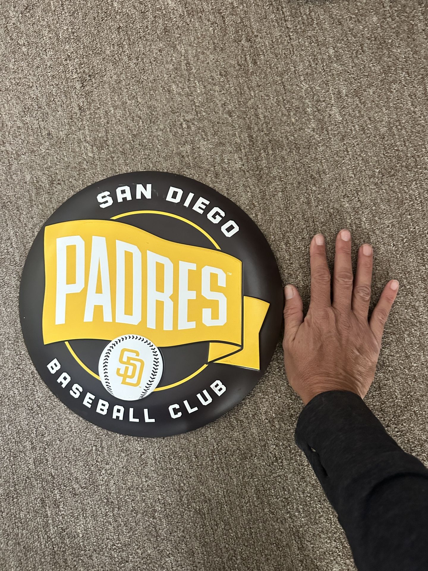 Padres Metal Tracker Sign