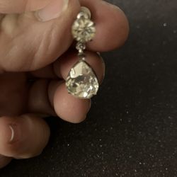 Vintage Clear Rhinestone Facet Teardrop Dangle Screw Back Earrings