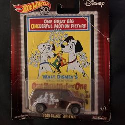 Hot Wheels Walt Disney 101 Dalmatians Ford Transit Supervan 