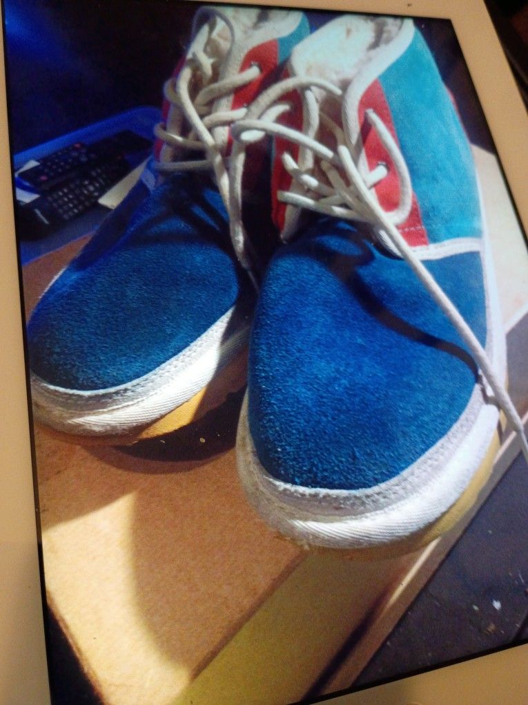 UGG NEUMEL MASHUP UGG BOOTS SIZE 5Y