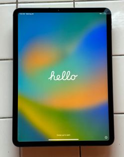 iPad pro 11 inch 2nd Gen 128gb WiFi and 4G wireless