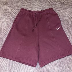 High Waisted NIKE shorts