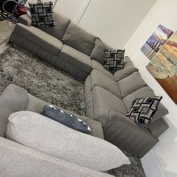 * Like New * Crate & Barrel 3pc Modular Gray Sectional Sofa ( Free Delivery )