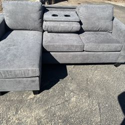 Sectional Couch With Cup Holders!
