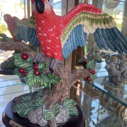 Parrot Statue
