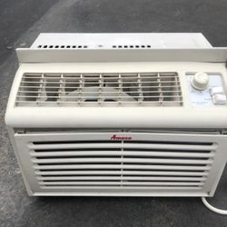 Very Good Condition Amana Air Conditioner 