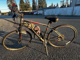 Giant Roam Hybrid Bike
