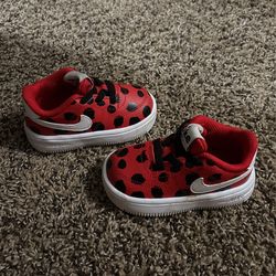 Nike toddler force 1s