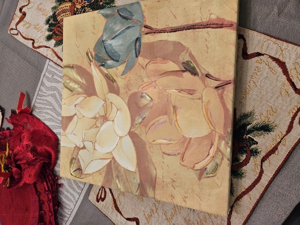 Flowers On Framed Canvas 12x12new CONDITION 25 Obo