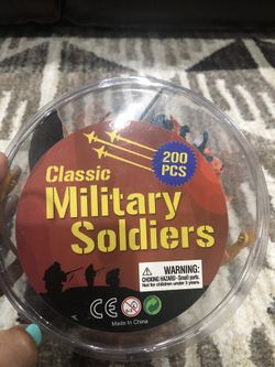 playing soldiers figuring