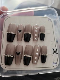 Press On, Fake Nails