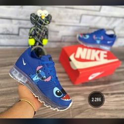 Stich Nike