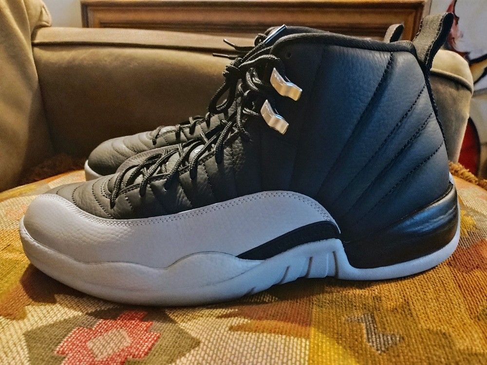 Air Jordan 12 Retro Men Size 12 Black Wolf Grey