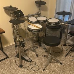 Simmons Drums Set 