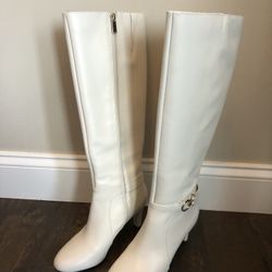 REDUCED New White Leather Boots Sz 7