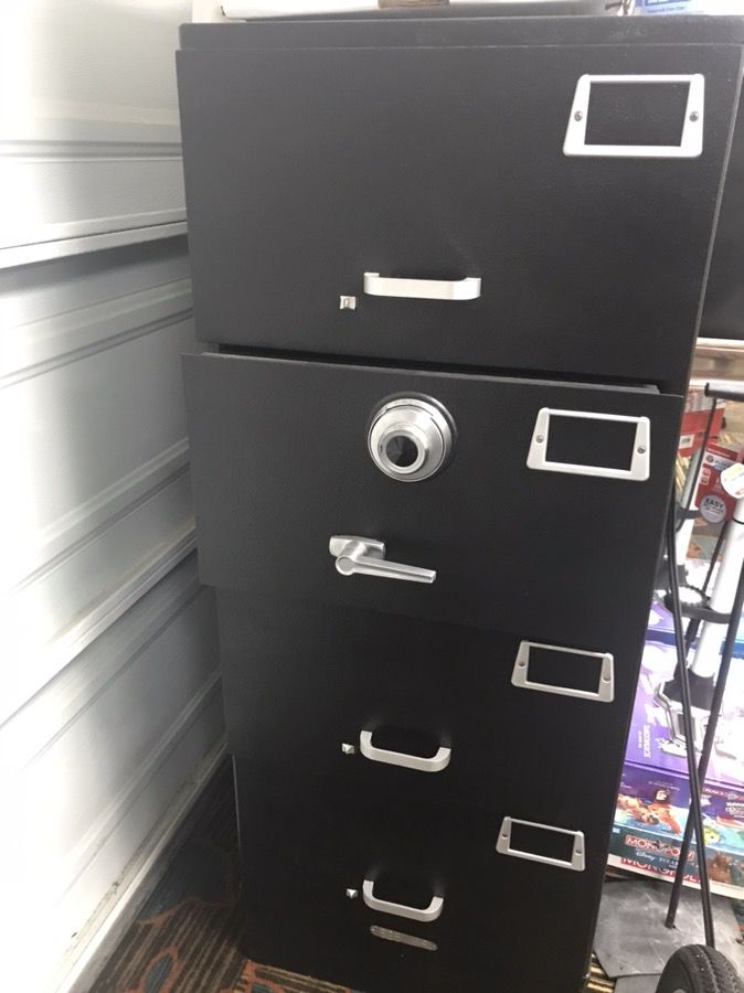 Filing cabinet heavy duty with lock