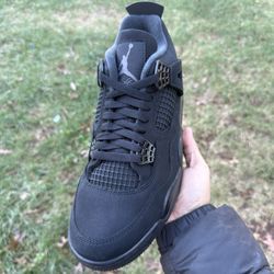 Jordan 4 Black Cat