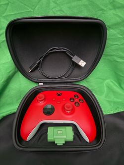 Xbox Wireless Controller (Pulse Red) + Scuf Gaming Case & Battery