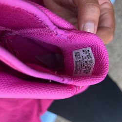10.5 soccer shoes
