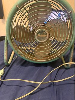 Vintage / Antique Mohawk  MetalFan Works Great! BEAUTIFUL FAN 12 inch Needs TLC