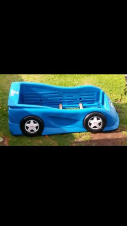Little Tykes Bed