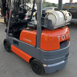 Toyota Forklift For Sale Cheap Price 