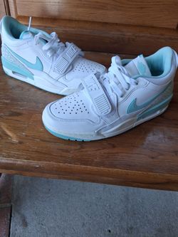 New Jordan size 7.5Women