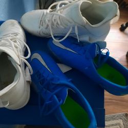 Men Cleats Size 8 5