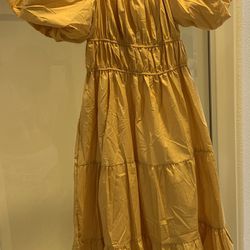 Yellow Off Shoulder Puffy Sleeve Tiered MIDI Dress. Large, NWT
