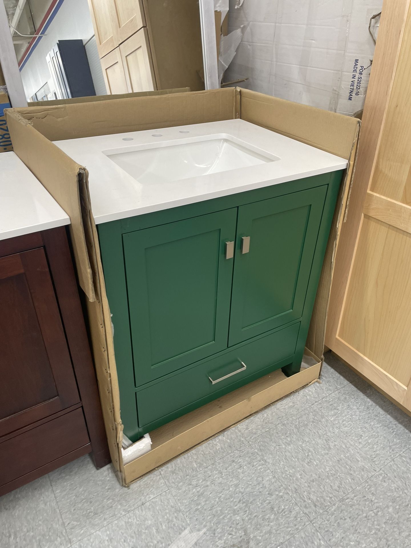 Bathroom Vanity Cabinet 30” Solid Birch Quartz Top With Sink And Backsplash