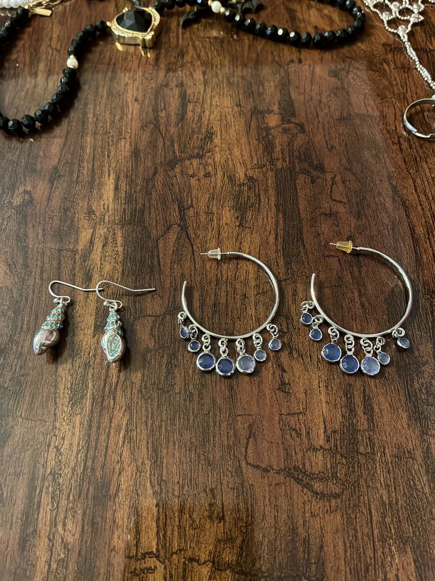 2 Pair Ear Rings. Both For 5$