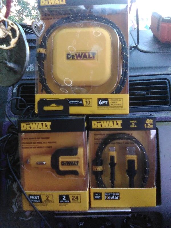 Dewalt Wireless Charging Lot