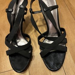 Predictions Woman’s Shoes Worn One Time. Size 7.5