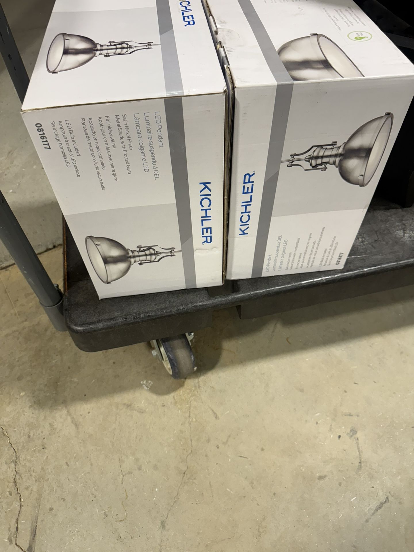 8 Light Fixture New In The Box