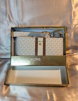 Michael Kors Adjustable Belt Bag