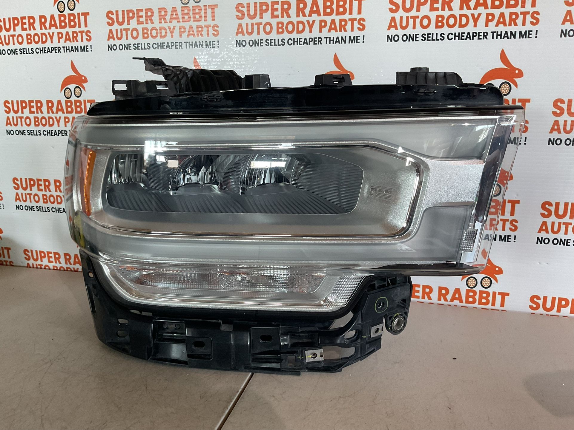 2019 RAM 2500/3500 Passenger LED Headlight GREAT SHAPE✅OEM 2024
