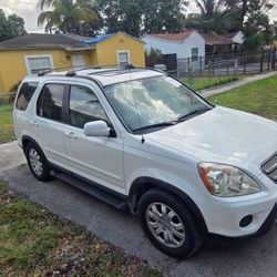 2006 Honda CRV CLEAN TITLE Beautiful!!