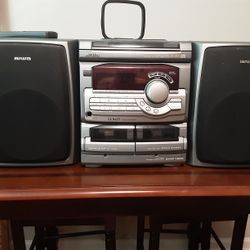 Stereo CD Player