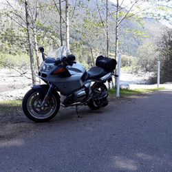 2003 BMW R1100S