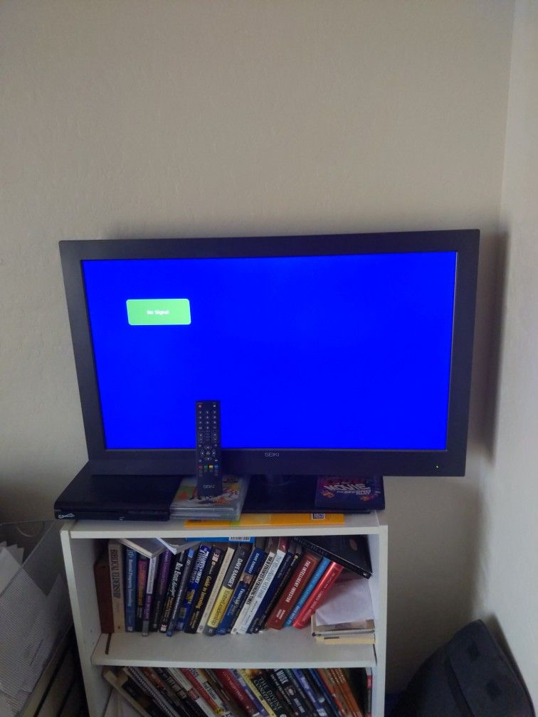 32' Tv Seiki ( Non Smart Tv)