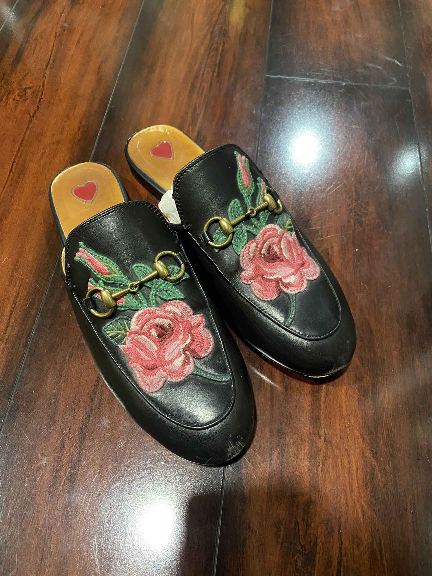 Gucci Slip On Slides Size 38