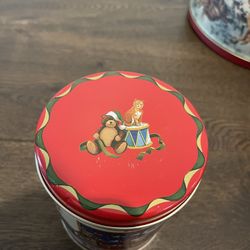 Vintage Christmas Tin 