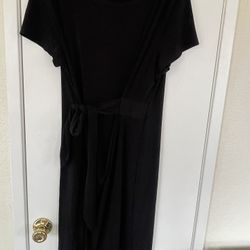 New Black maternity wrap dress size XL 