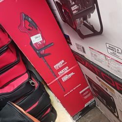 Milwaukee new 24” hedge trimmer fuel M18