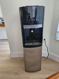 Water dispenser