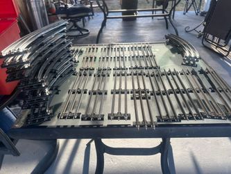 Lionel vintage electric train tracks