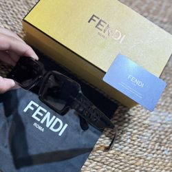 FENDI Sunglasses 
