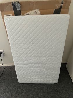 Mattress  mini crib new