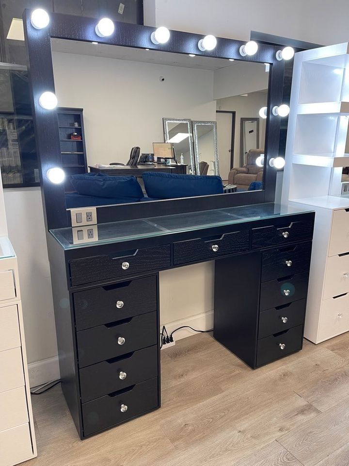 Vanity Makeup Mirrors
