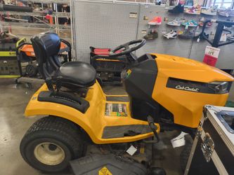 Lawnmower for sale layway available 10% down if you interested please make sure you ask for Maribel thank you